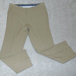 Haggar Mens Dress Pants Size 40x32 Khaki color Beige Pockets Flat Front